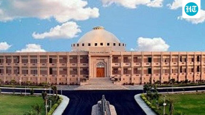 rajasthan-hc-holds-late-night-hearings,-protects-councillors-from-arrest