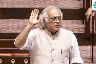 ‘kyaa-hua-tera-vaada’:-congress-takes-filmy-dig-at-pm-modi-over-price-rise