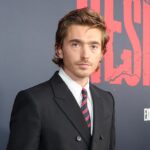 ‘resident-evil’-star-austin-abrams-breaks-down-the-“risky-and-gutsy”-ending