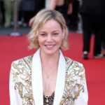 who-plays-anna-nicole-smith-in-‘trust-me,-i’m-a-doctor’?-meet-abbie-cornish-&-the-cast-of-the-new-biopic