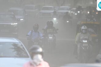 delhi’s-toxic-air-plan:-do-higher-parking-fees-work?