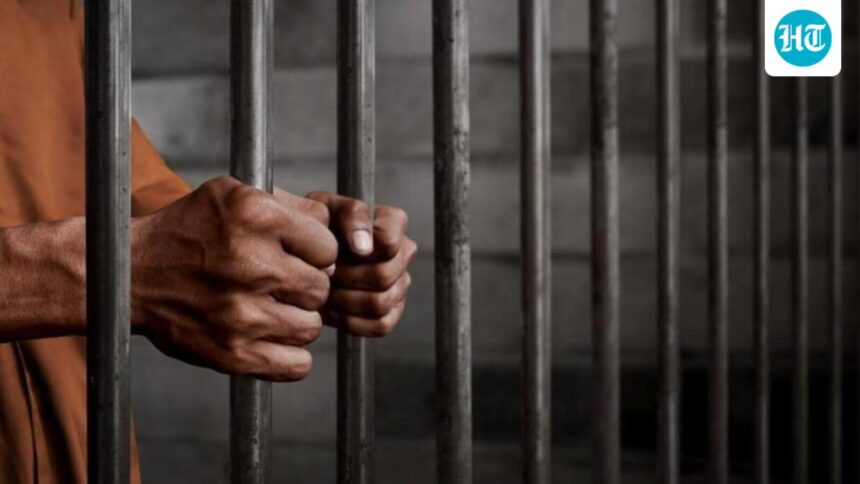 haryana:-2-men-held-in-hisar-for-providing-bank-accounts-to-cyber-fraud-gang