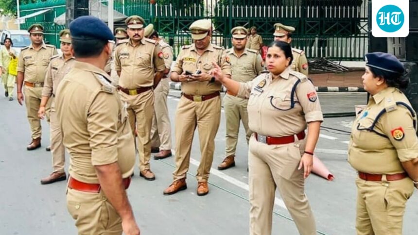 teen-kills-mother-after-argument-over-gender-identity-in-lucknow,-stays-near-her-body