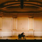 ‘cameron-winter-at-carnegie-hall’-review:-paul-thomas-anderson’s-effectively-austere-concert-doc-puts-you-right-in-the-room