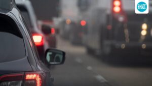 delhi’s-new-traffic-system-to-track-stolen-vehicles,-detect-traffic-jams-and-road-accidents