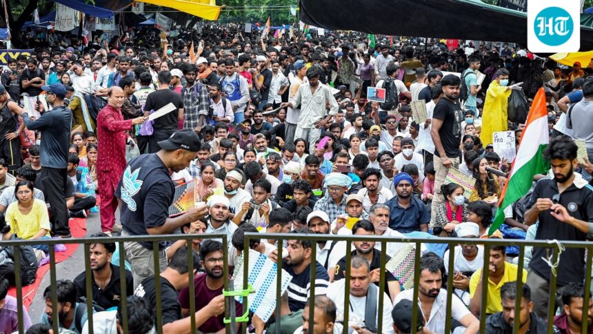 ‘false-charade’-vs-‘total-buffoons’:-congress,-cjp-trade-barbs-over-growing-political-footprint-as-mamata-backs-youth-group