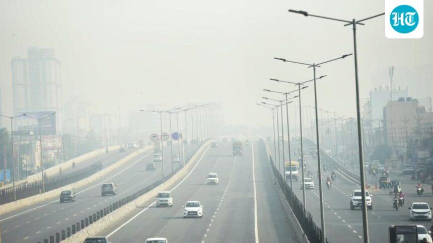 delhi-aqi-hits-196,-highest-in-82-days;-no-rain-forecast-for-next-week