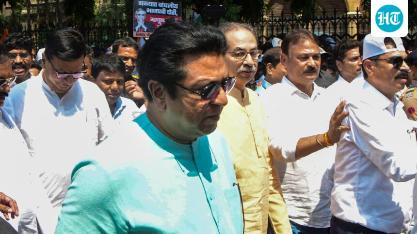 thackeray-cousins’-‘garjana-morcha’-demands-scrapping-of-sir,-return-to-ballot-papers