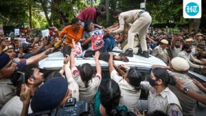 aisa-says-neha-bora-picked-up-by-cops-in-private-vehicle,-delhi-police-denies-claim