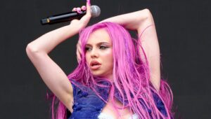 who-is-adela?-meet-the-singer-behind-viral-hit-‘nicole-kidman’-&-what-nicole-thinks-of-it