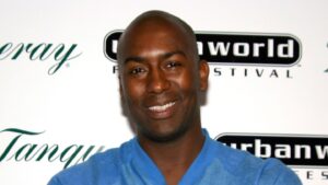 reggie-mcfadden,-actor-comedian-known-for-‘def-comedy-jam’-and-‘in-living-color,’-dies-at-57