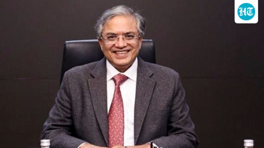 supreme-court-issues-notice-to-centre,-poll-panel-over-cec-gyanesh-kumar’s-functioning;-no-interim-order