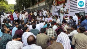 mpsc-protest:-pune-police-start-legal-action,-issue-notices-to-80