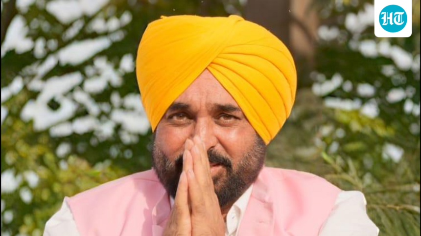 sc-agrees-to-hear-plea-against-cbi-probe-into-punjab-cmo-linked-graft-charges