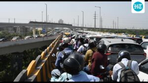 barapullah-phase-iii-gridlock:-traffic-police-ask-pwd-to-redesign-merger-point