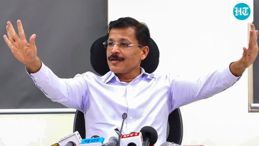‘good-governance-not-about-making-headlines’:-tukaram-mundhe-after-being-dubbed-‘rock-star’-by-nyt