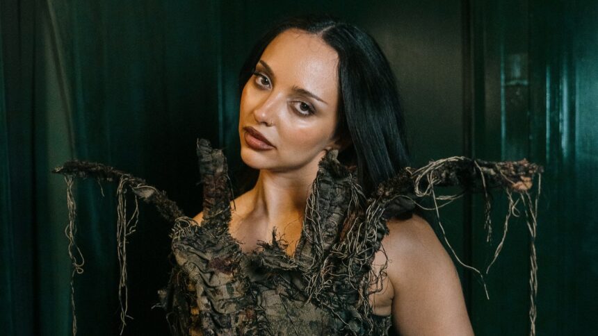 hans-zimmer,-jade-thirlwall-team-on-bbc’s-‘blue-planet-iii’-song-“into-the-deep-(seas-cry)”