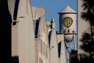 david-ellison-rallies-the-troops-at-warner-bros.’-lot