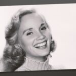 eva-marie-saint,-graceful-star-of-the-silver-screen,-dies-at-102