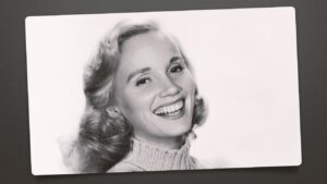 eva-marie-saint,-graceful-star-of-the-silver-screen,-dies-at-102