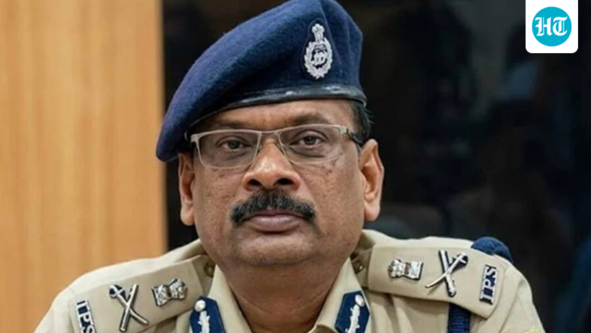 west-bengal-police-chief-sidd-nath-gupta-gets-six-month-extension