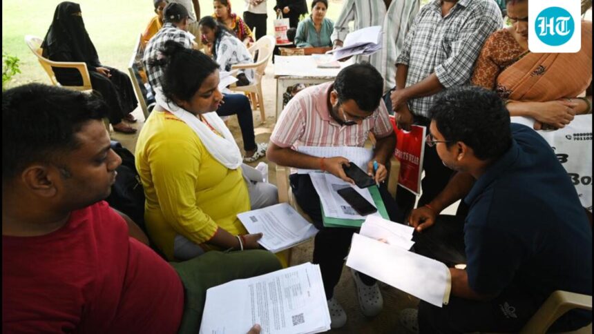delhi-sir:-blos-asked-to-verify-at-least-10-electors-daily-for-speedy-redressal