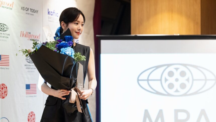 the-hollywood-reporter-honors-‘the-koreans’-star-han-ji-min-with-trailblazer-award-at-busan-gala
