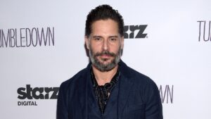 joe-manganiello’s-intestines-were-ripped-out-—-then-ben-affleck-offered-him-batman