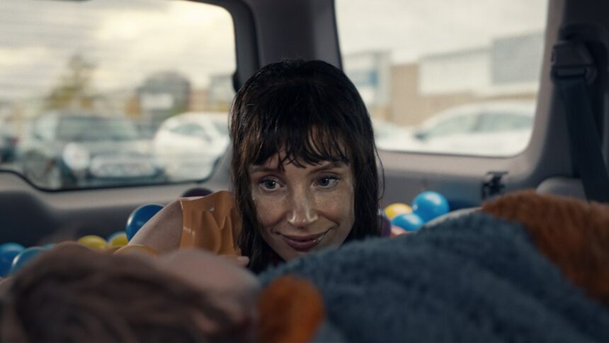 ‘other-mommy’-first-reactions:-“jessica-chastain’s-worst-movie-in-a-long-time”